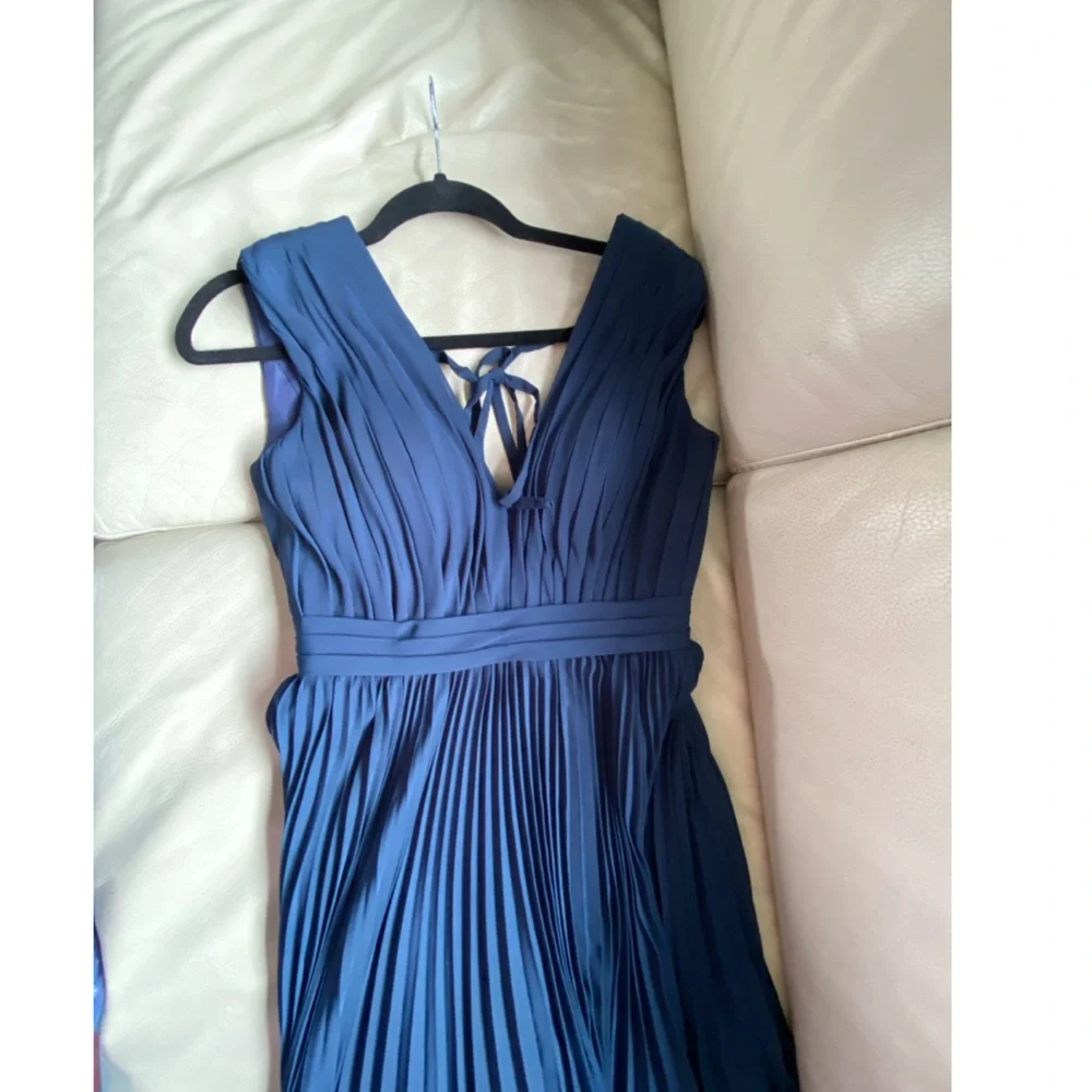 JJ’s House A-Line V-neck Floor-Length Chiffon Bridesmaid Dress Dark navy blue - Picture 4 of 13